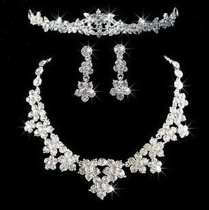 1071943717_972845337.jpg Bridal accessories wholesale, bridal three sets necklace, European and American wedding accessories, wedding jewelry set wholesale - Image 1