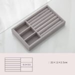 Home Large Capacity Flannel Jewelry Box With Earrings Nails Hand Accessories - Image 7