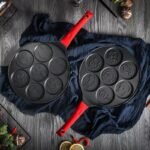Aluminum Alloy Frying Pan Non-stick  Seven-hole Breakfast pan - Image 3