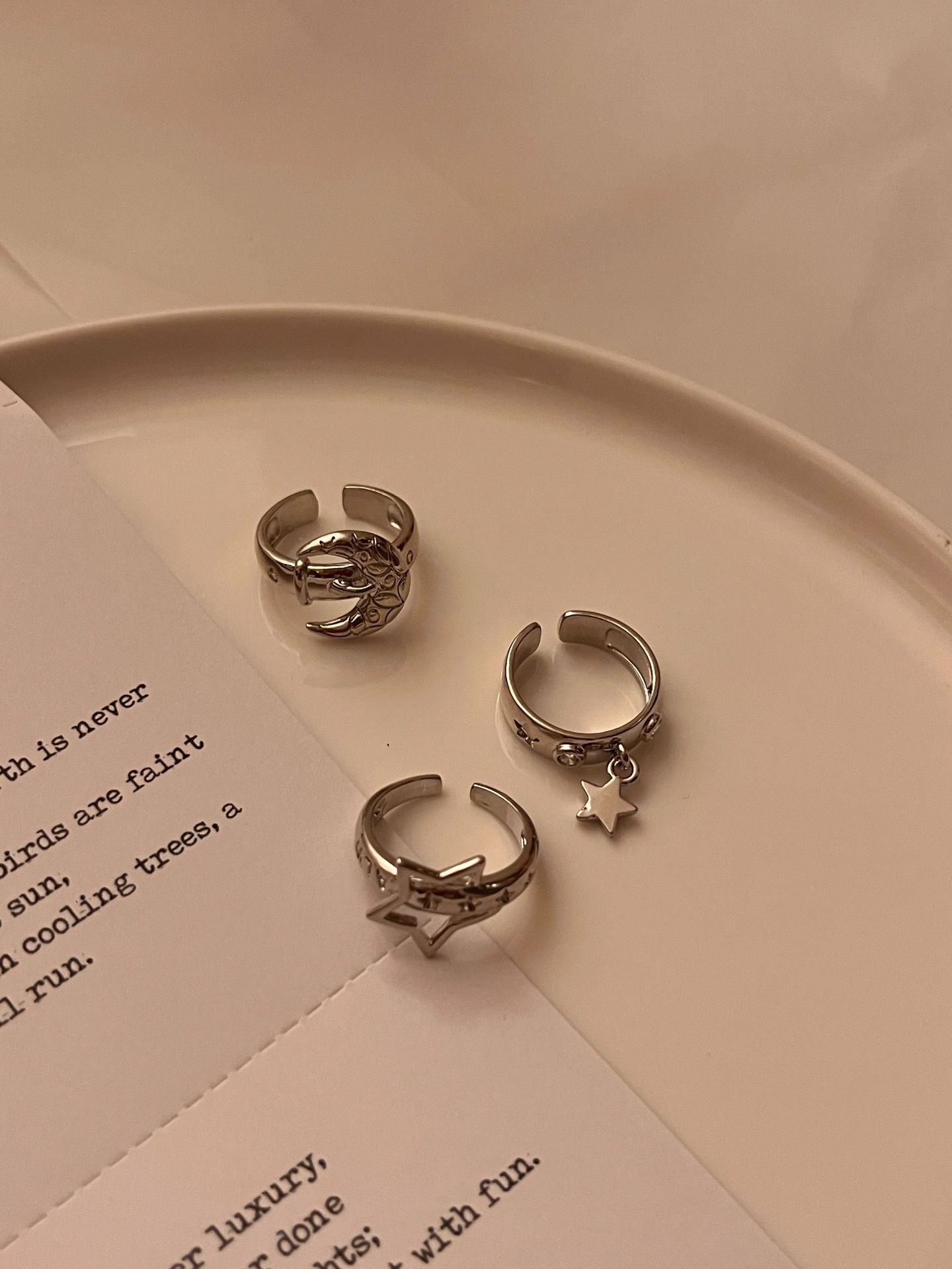 1532c83c-73d3-46d8-aa6b-91fddc91c3c5.jpg Retro Five-pointed Star Moon Hip Hop Fashion Personality High Sense Ring - Image 6