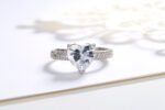 Heart-shaped Zircon Ring White Gold-plated Heart-shaped Diamond Ring - Image 5