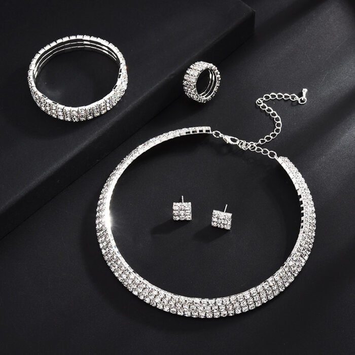 Exaggerated Claw Diamond Beaded Four-Piece Set Multilayer Necklace - Image 1