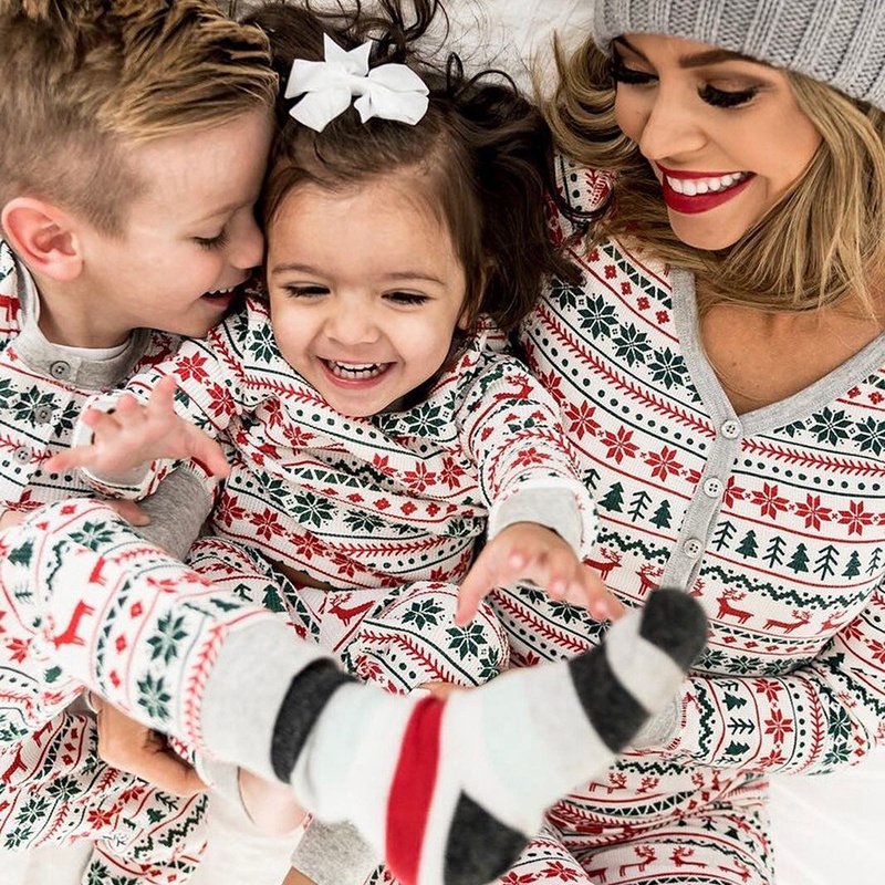 25346816-b366-454a-b0dd-e2e08f6046dc.jpg Christmas Pajamas Family Matching New Year Father Mother Kids Baby Look Clothes Set Dad Mom And Daughter Son Pyjamas Outfit - Image 2