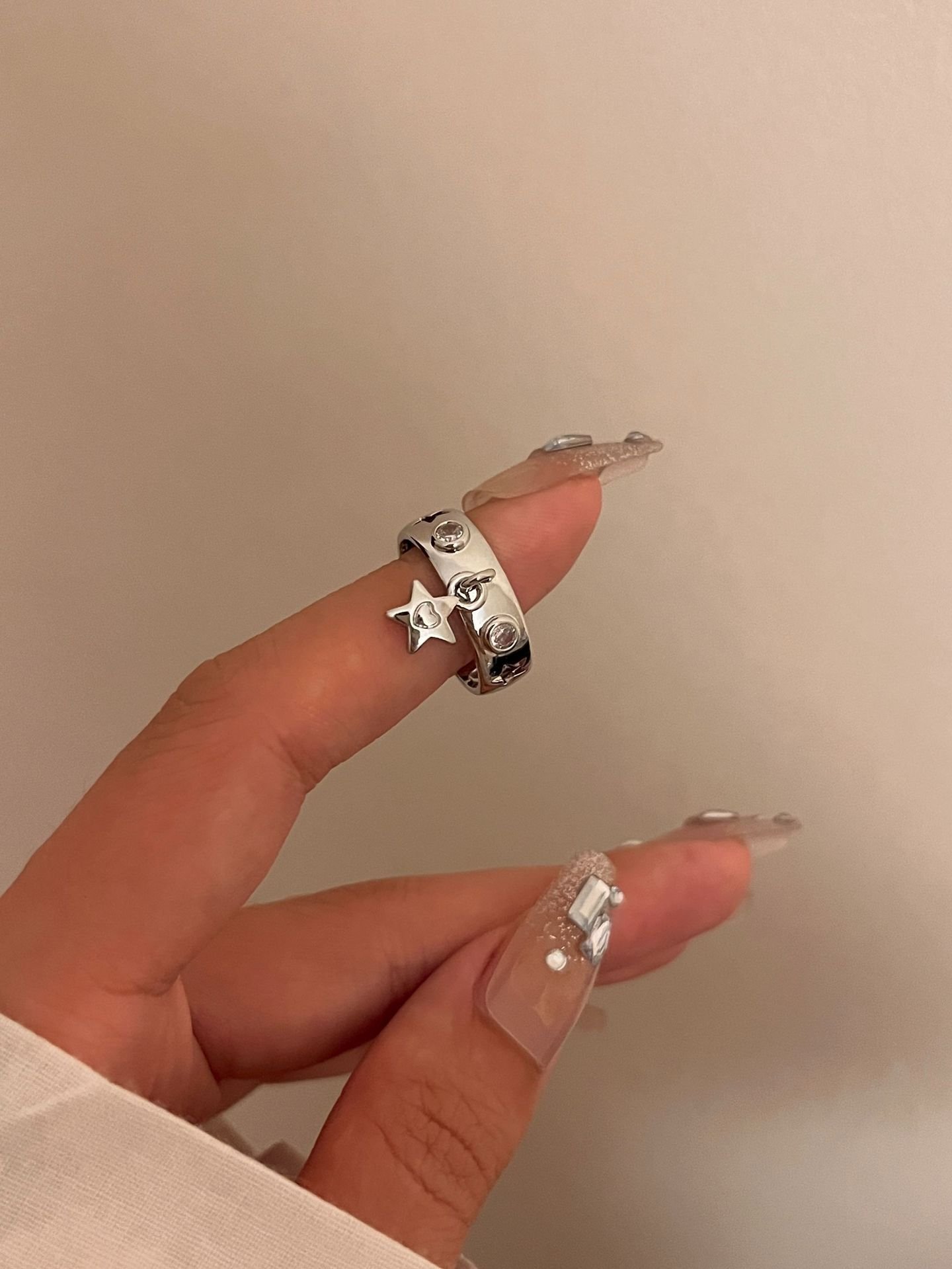 2df025dd-e689-41d6-b688-91ef898bec7c.jpg Retro Five-pointed Star Moon Hip Hop Fashion Personality High Sense Ring - Image 4