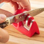 Knife Sharpener Mini Quick Kawaii Kitchen Accessories Portable Two-stage Mouse Sharpening Stone Kitchen Supplies - Image 3