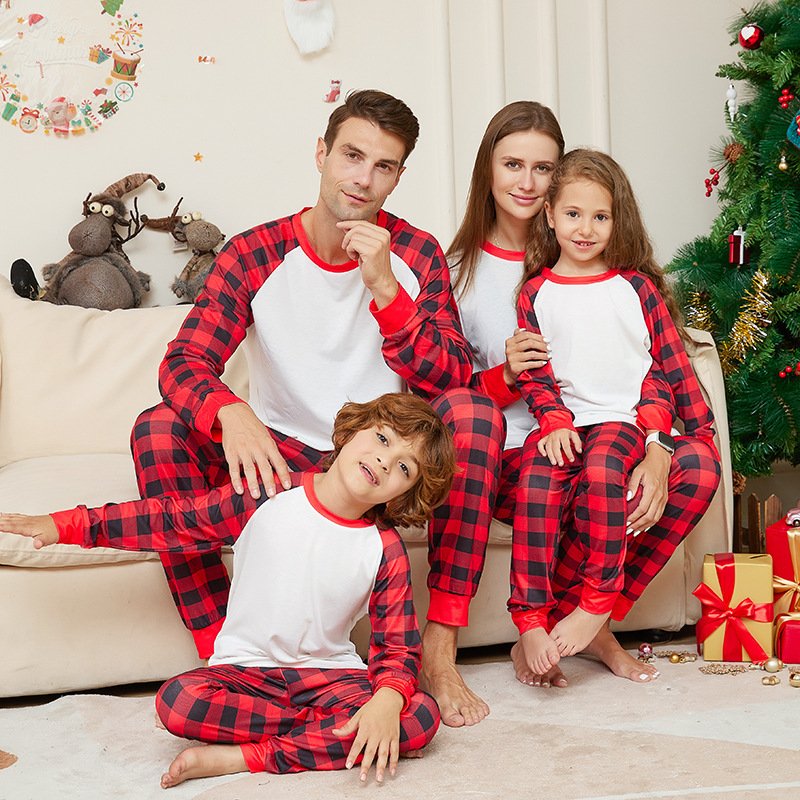 391d62b8-fa25-42f7-baad-1cf4c13e622d.jpg Christmas Solid Color Plaid Printed Christmas Parent-child Homewear Suits - Image 1