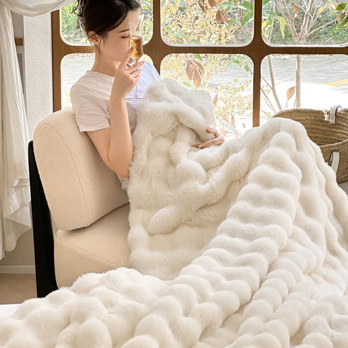 Rex Rabbit Velvet Blanket Thickened Warm Fur Velvet Nap Blanket - Image 4