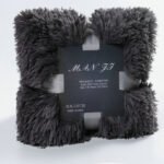 Plush Blanket Double-layer Blanket Multifunctional - Image 9