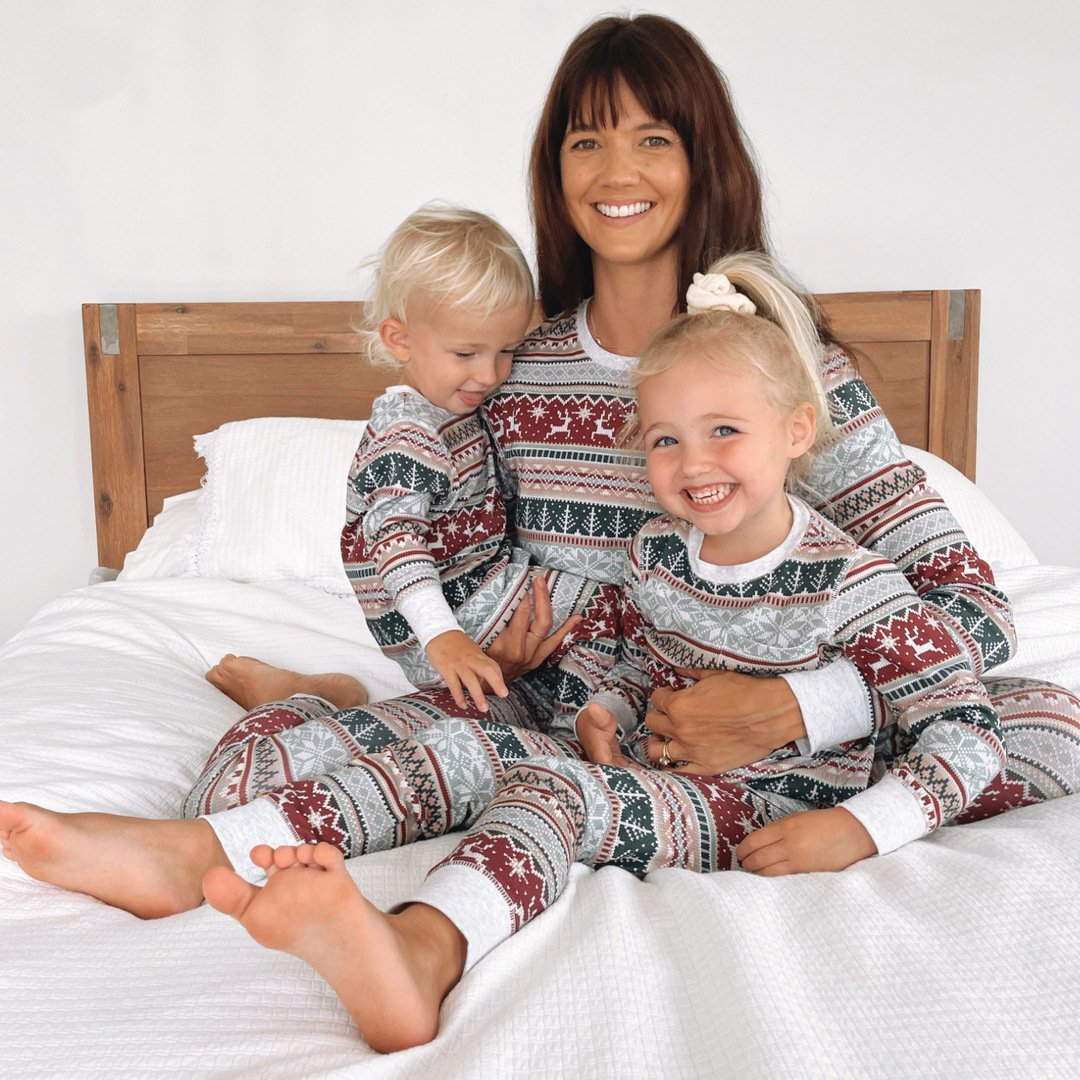 44db25d5-74a2-4425-bedd-01df0229c24c.jpg Christmas Fashion Home Wear Family Set - Image 4