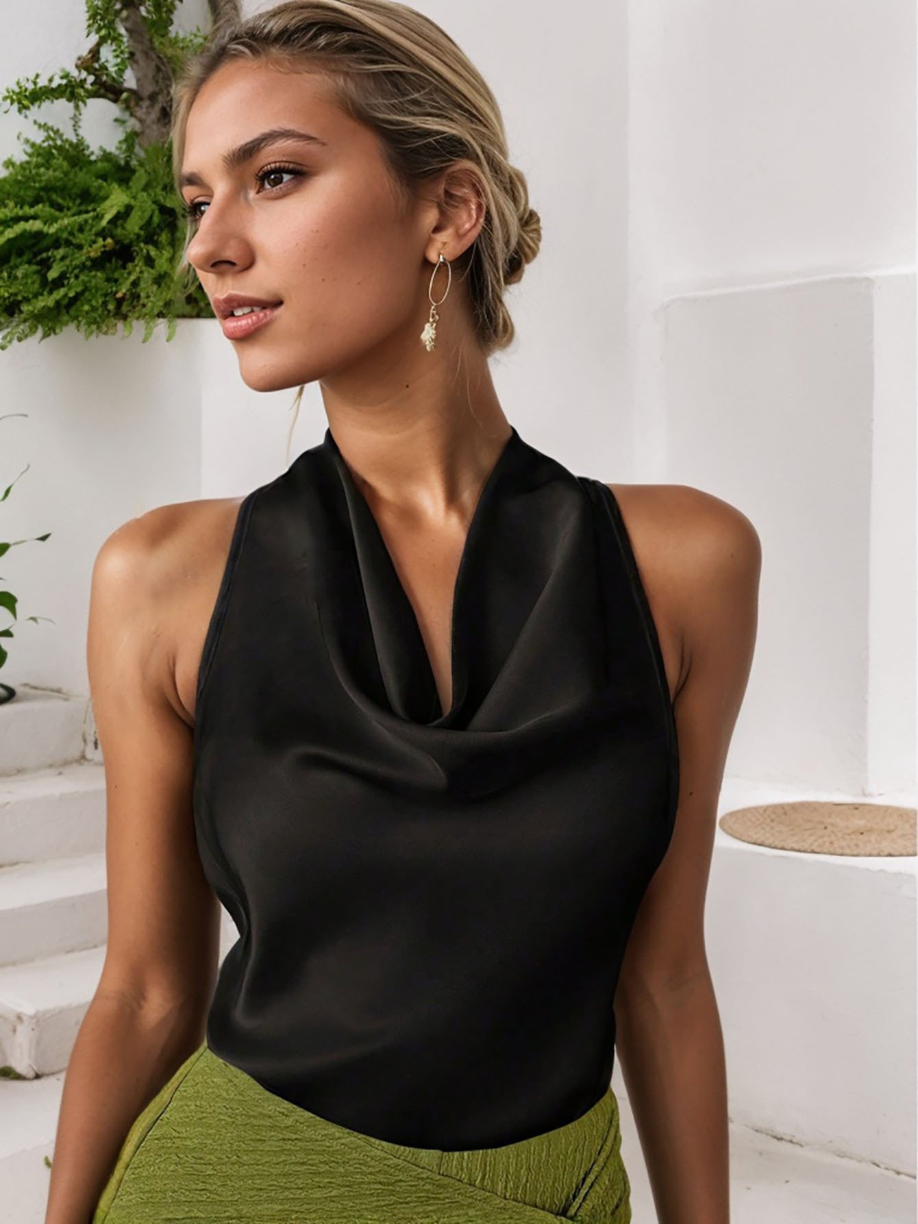 4f476fbf-6294-4fd0-80c9-69678f7f742a.jpg Women Solid Color Swing Collar Sleeveless Vest Trendy Elegant Shirt With Halter Neckline Backless Short Sleeve Tops Tshirts - Image 7