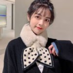 Women's Thick And Warm Plush Rabbit-like Scarf - Image 9
