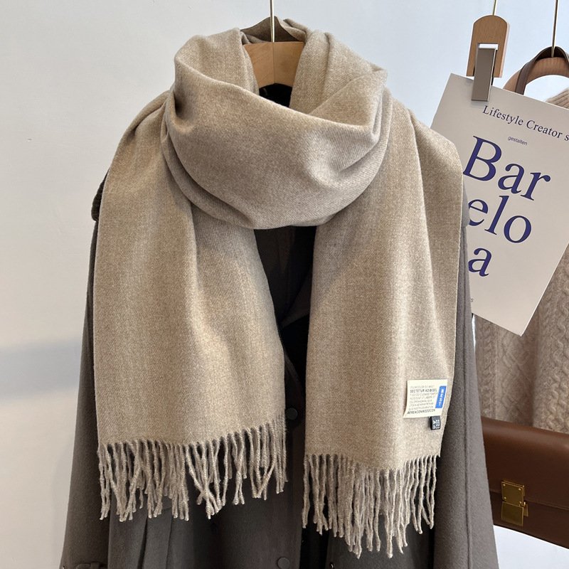5ffe1545-d803-437f-a548-b30fc0202054.jpg High-end Versatile Shawl Warm Thickened Scarf Dual-purpose - Image 8