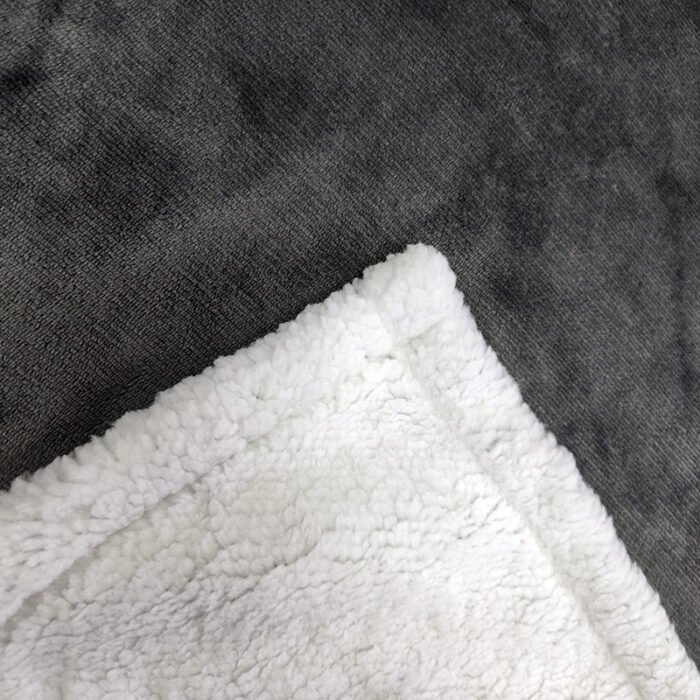 Household Lambswool Wearable Sleeved Warm Large Pocket Lazy Blanket - Image 4
