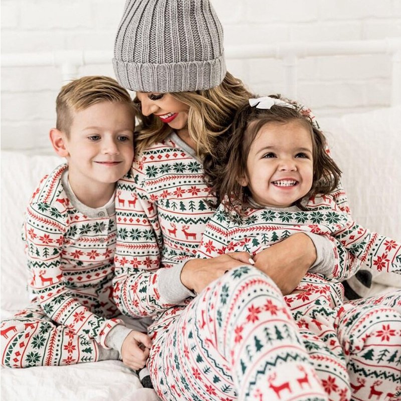 74d9781b-9d4f-4e59-a72a-600c6717832e.jpg Christmas Pajamas Family Matching New Year Father Mother Kids Baby Look Clothes Set Dad Mom And Daughter Son Pyjamas Outfit - Image 4