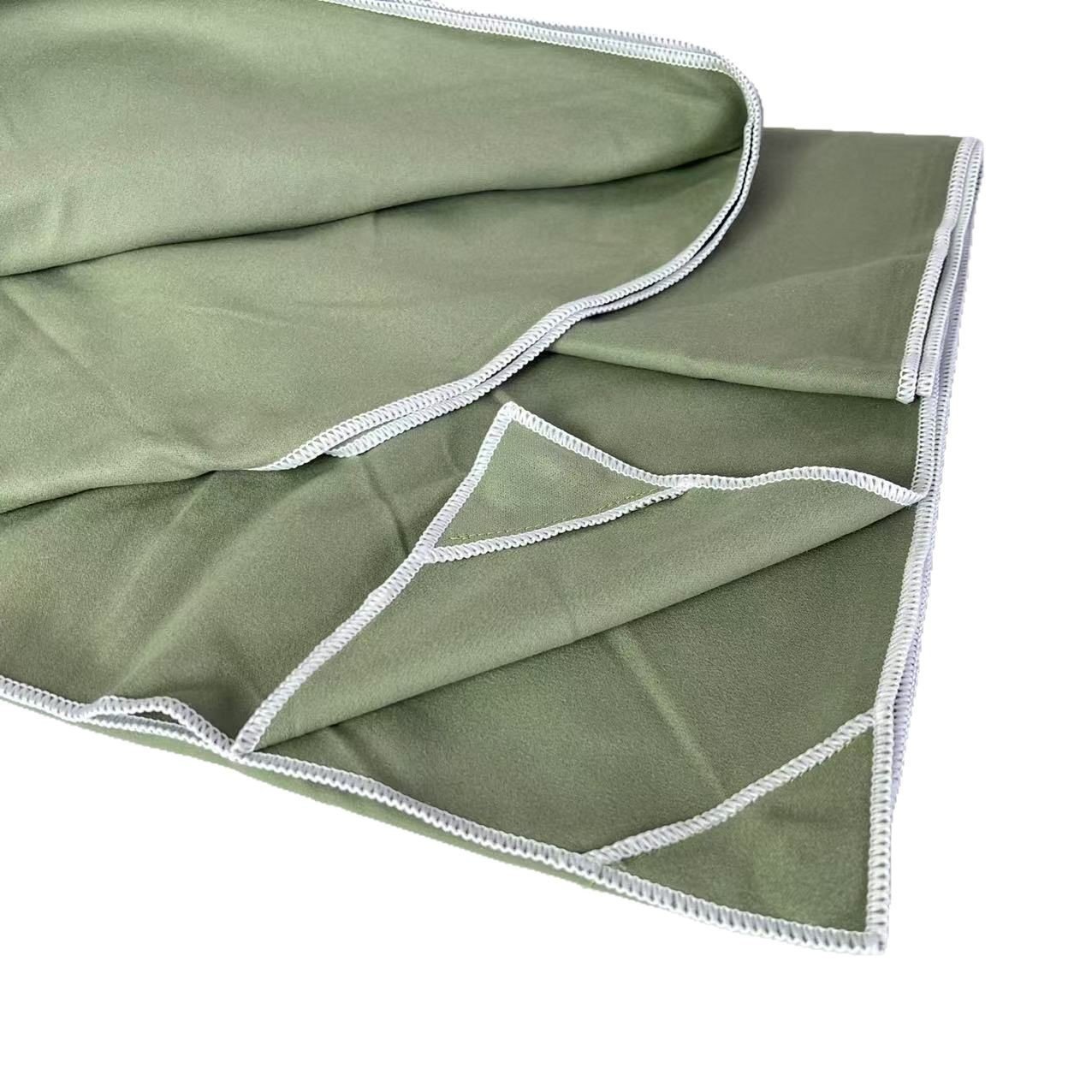 86128e03-f1a4-4a63-b38e-bc82b887ed11.jpg Magnetic Super Absorbent Quick-drying Outdoor Bath Towel - Image 5
