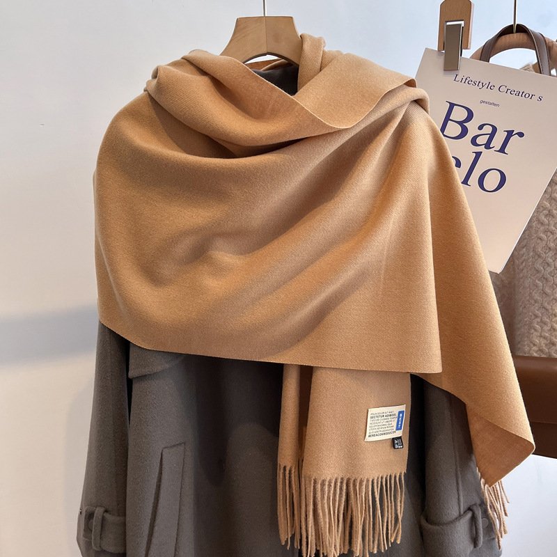866792da-d8c7-47c0-a077-01afb250157a.jpg High-end Versatile Shawl Warm Thickened Scarf Dual-purpose - Image 4