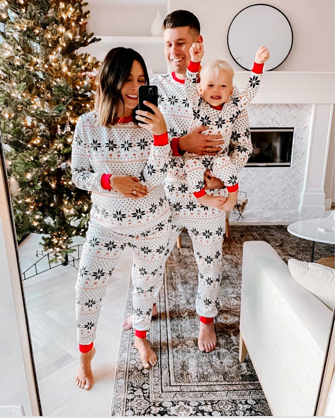 98712c7b-2227-49fd-81c6-d70c69221efe.jpg Polyester Black And White Contrast Color Christmas New Parent-Child Women's Casual Suit - Image 4