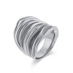 Women's Pleated Stainless Steel Fashion Personality Ring - Image 6