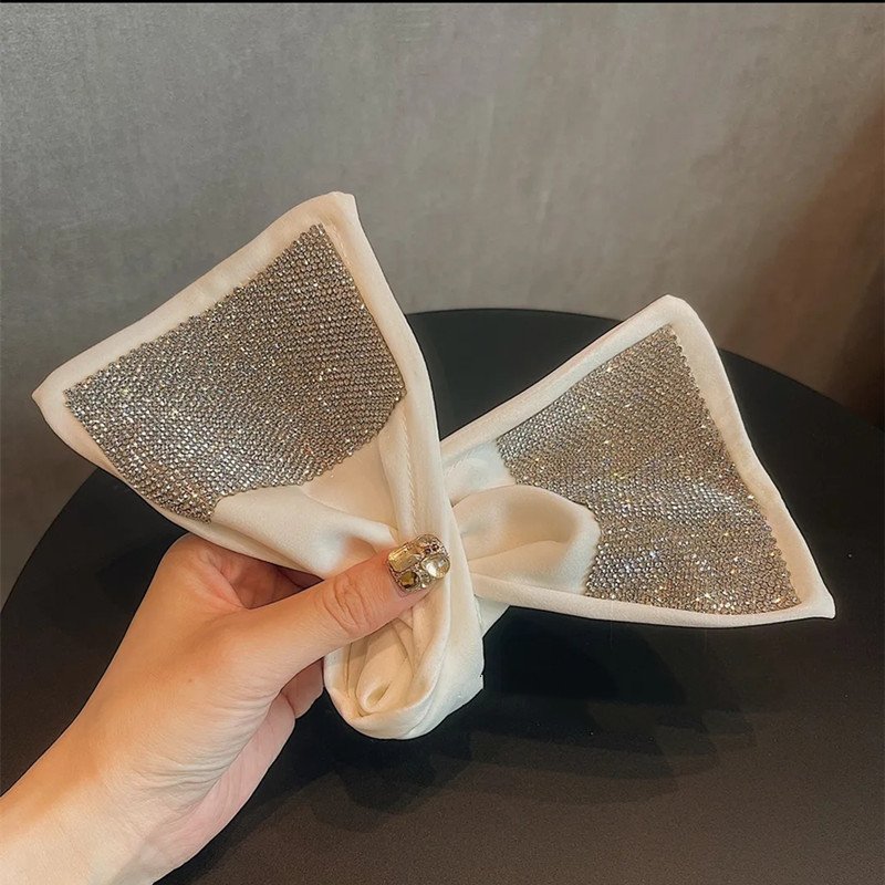 af126a8f-1867-455b-9f16-d1c955c79a57.jpg New Hot Rhinestone Magic Twist Clip Bow - Image 3