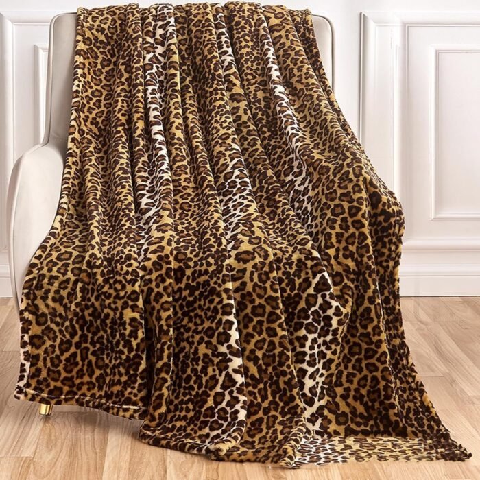 Simple Leopard Print Super Soft Thermal Flannel Blanket - Image 5