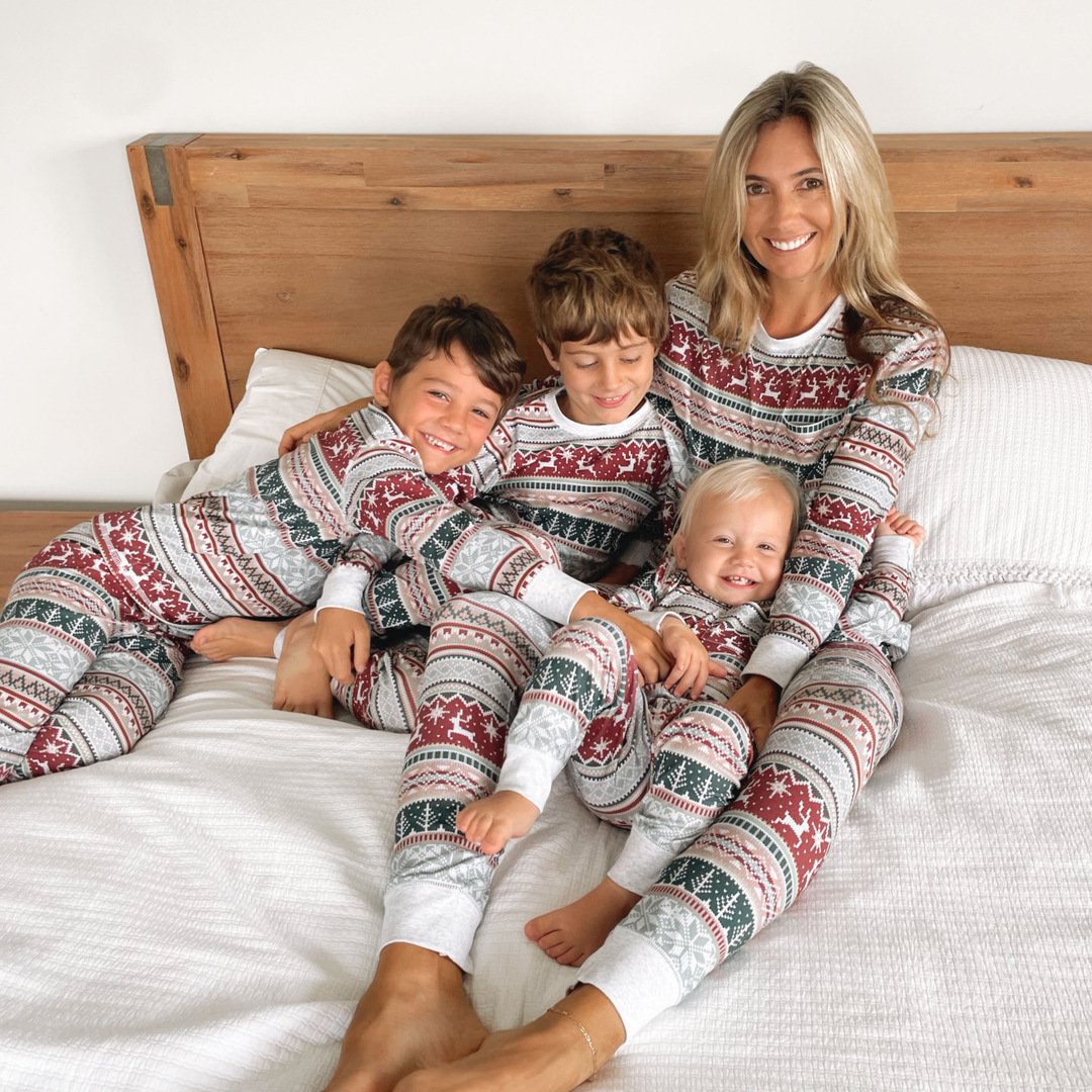 c1b6c5e6-0475-43a8-b0b0-1488d8eb876f.jpg 2024 Family Christmas Matching Pajamas Set Xmas Adult Kids Mother And Daughter Father Son Sleepwear Baby Family Look Outfits - Image 3