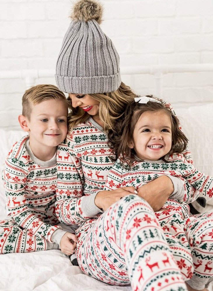 d7237b2b-580c-4050-9c19-22769e26aae8.jpg Christmas Pajamas Family Matching New Year Father Mother Kids Baby Look Clothes Set Dad Mom And Daughter Son Pyjamas Outfit - Image 6