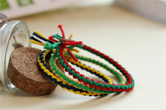 de607970-aca0-4a14-bd5b-a21dffadd4f0.jpg Contrasting Color Rubber Band Braided Twist Hair Tie - Image 2