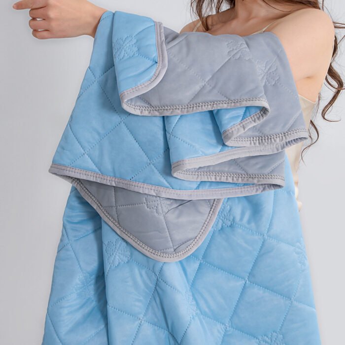 Cool Silk Summer Quilt Solid Color Printing Airable Cover - Image 3