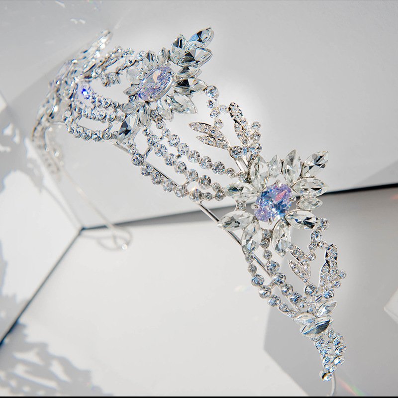 f4acb509-be85-4732-83cb-b064fabf97e8.jpg New European And American 3A Zirconia Bridal Wedding Crown - Image 2