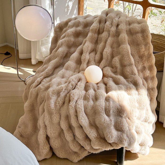 Rex Rabbit Velvet Blanket Thickened Warm Fur Velvet Nap Blanket - Image 10