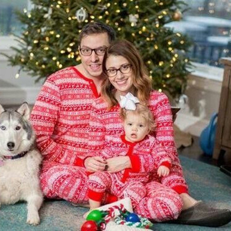 f9d511d1-cbc8-486b-aa50-7aa3b4a8d3b4.jpg Christmas Parent-child Printed Loungewear Pajamas Set - Image 1