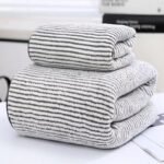 Thick Bamboo Charcoal Fiber Coral Fleece Towels Suit - Image 4
