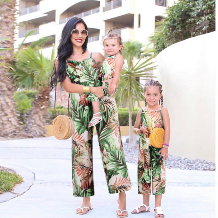 Mother And Daughter Green Sling Family Parent-Child Suit - Image 1